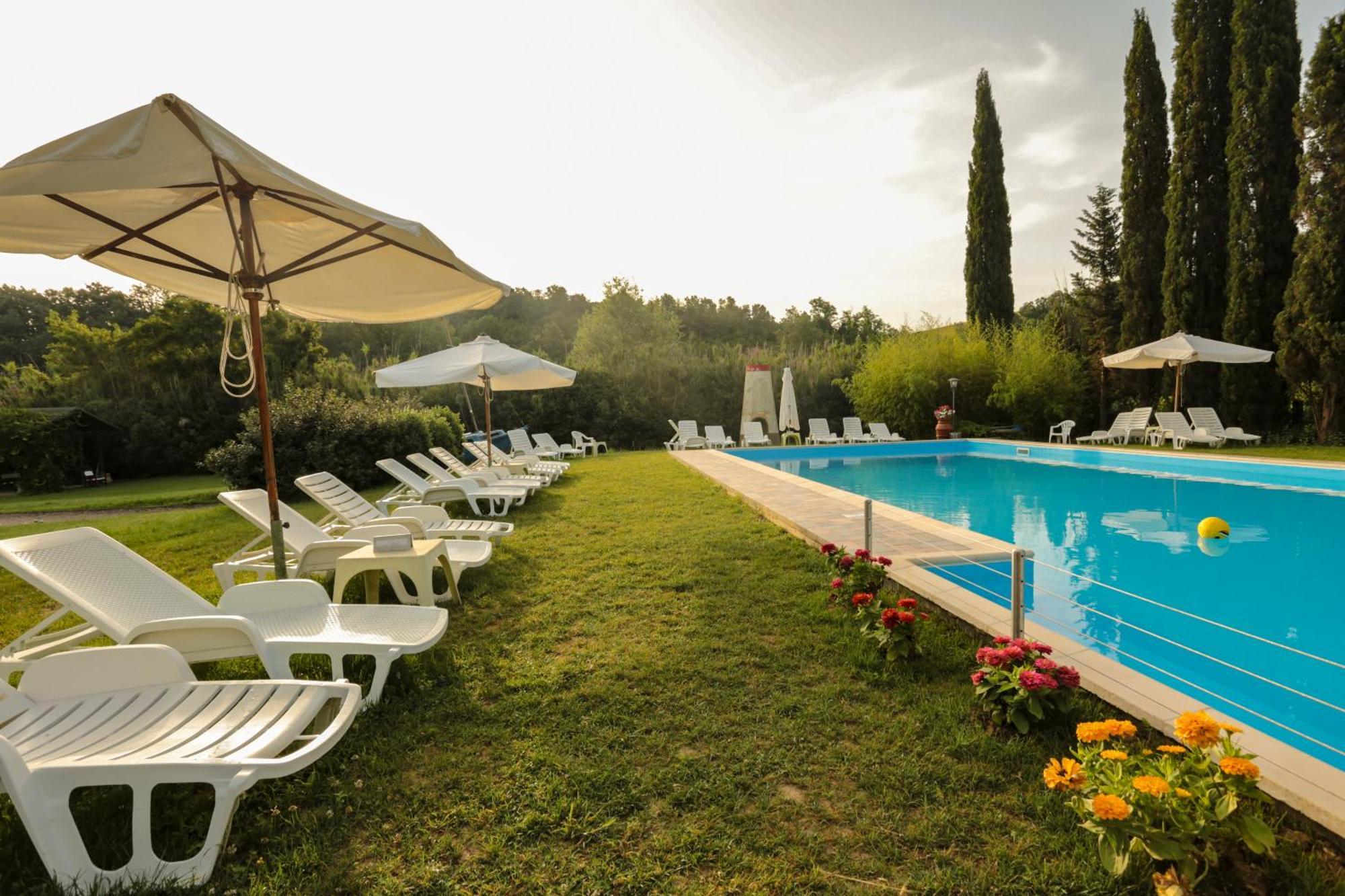 Agriturismo Girasole Gambassi Terme Bagian luar foto