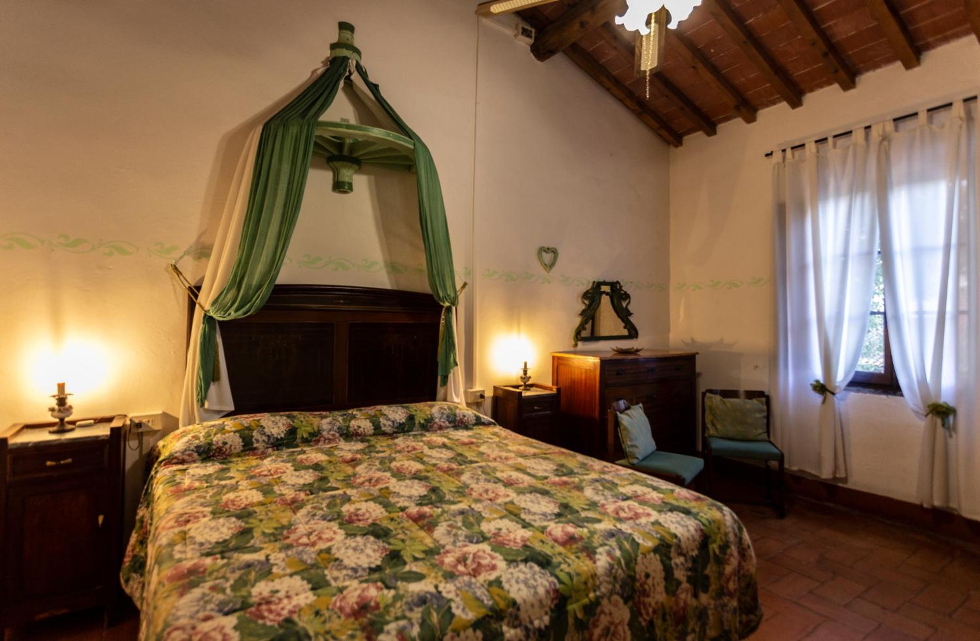 Agriturismo Girasole Gambassi Terme Bagian luar foto