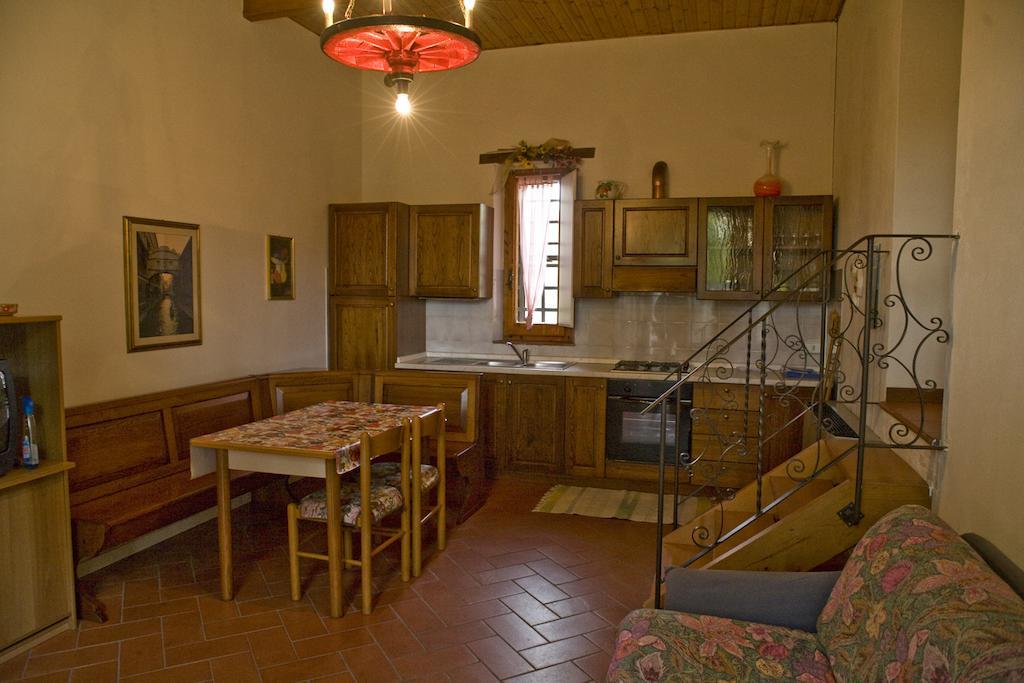 Agriturismo Girasole Gambassi Terme Bagian luar foto