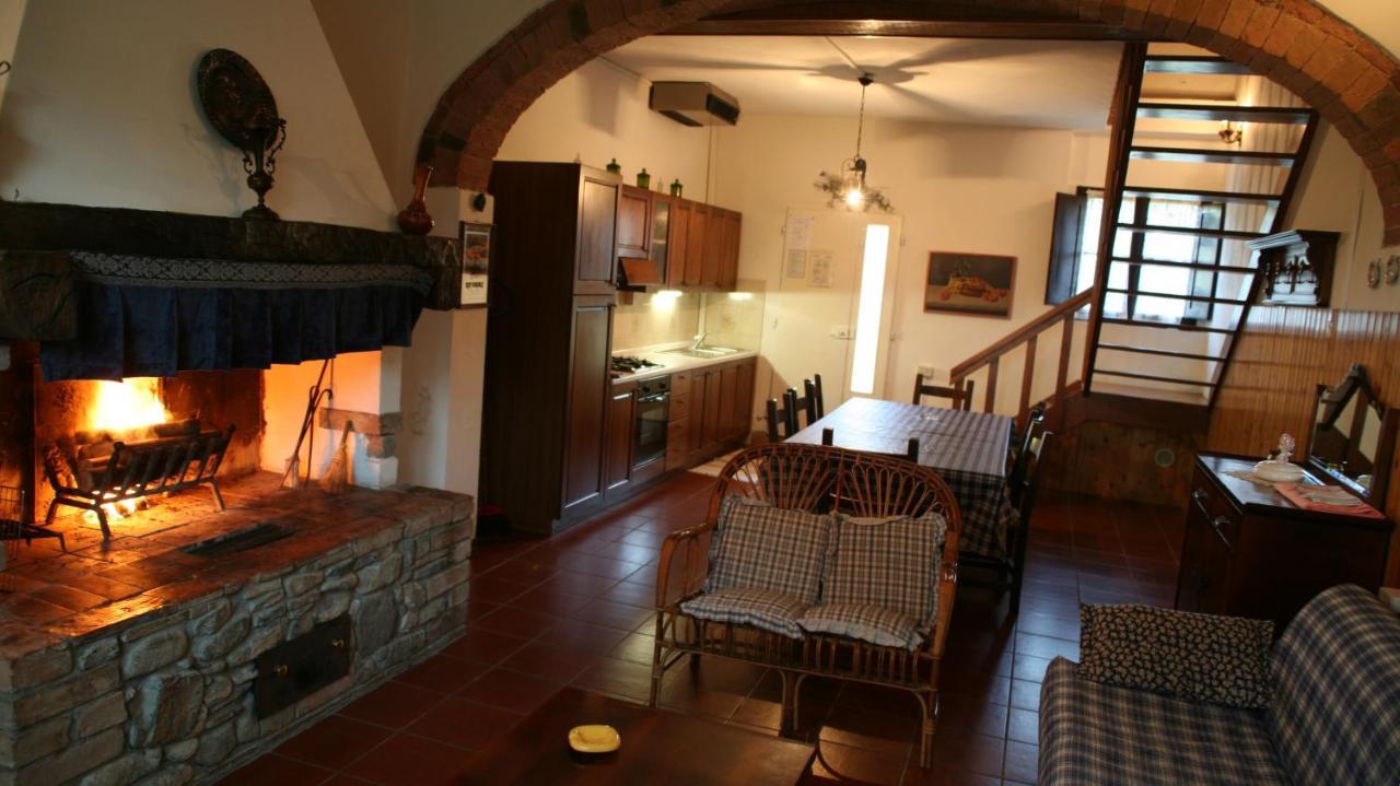 Agriturismo Girasole Gambassi Terme Bagian luar foto